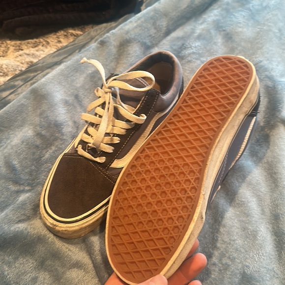 Vans - Picture 4 of 4